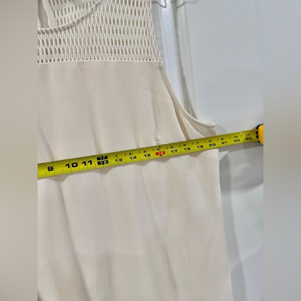 Cream Sleeveless Shift Dress XL Textured Crochet Yoke Lined Neutral Minimalist - Picture 6 of 9
